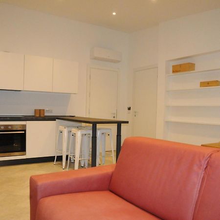 House Of Oscar Aparthotel Adria Bagian luar foto