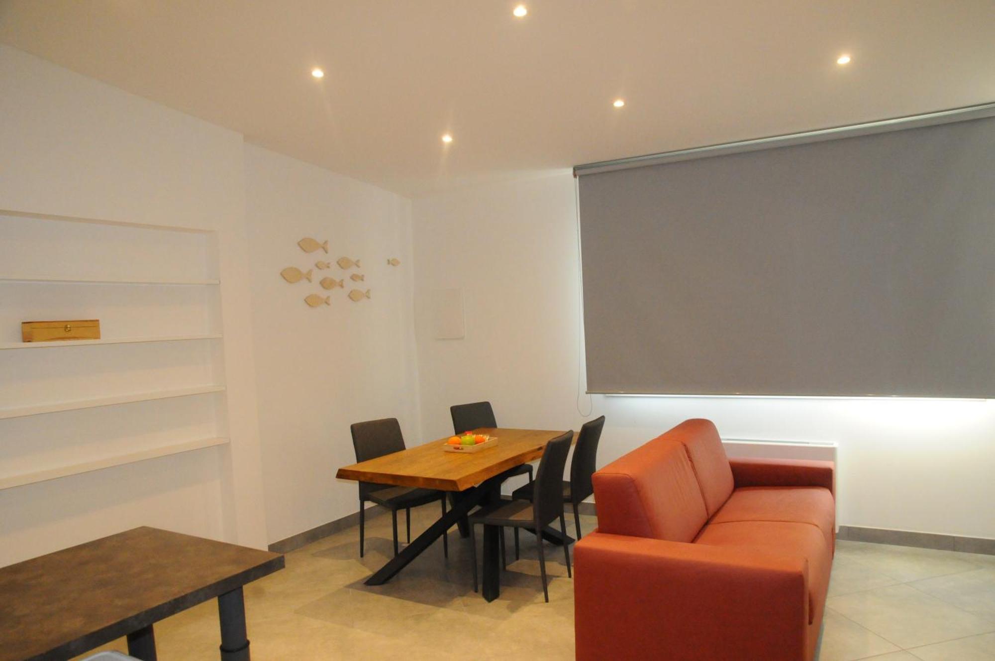 House Of Oscar Aparthotel Adria Bagian luar foto