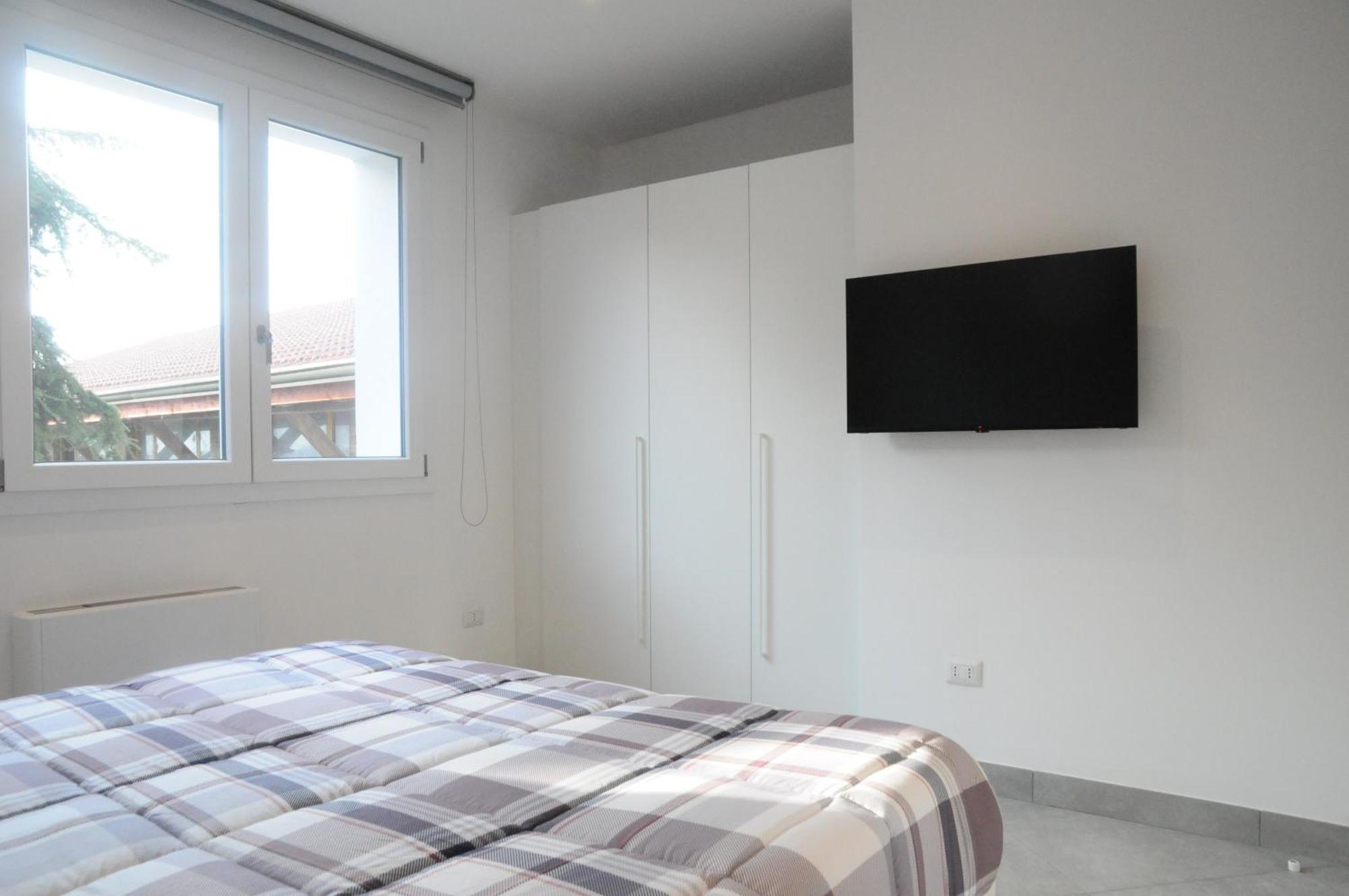 House Of Oscar Aparthotel Adria Bagian luar foto