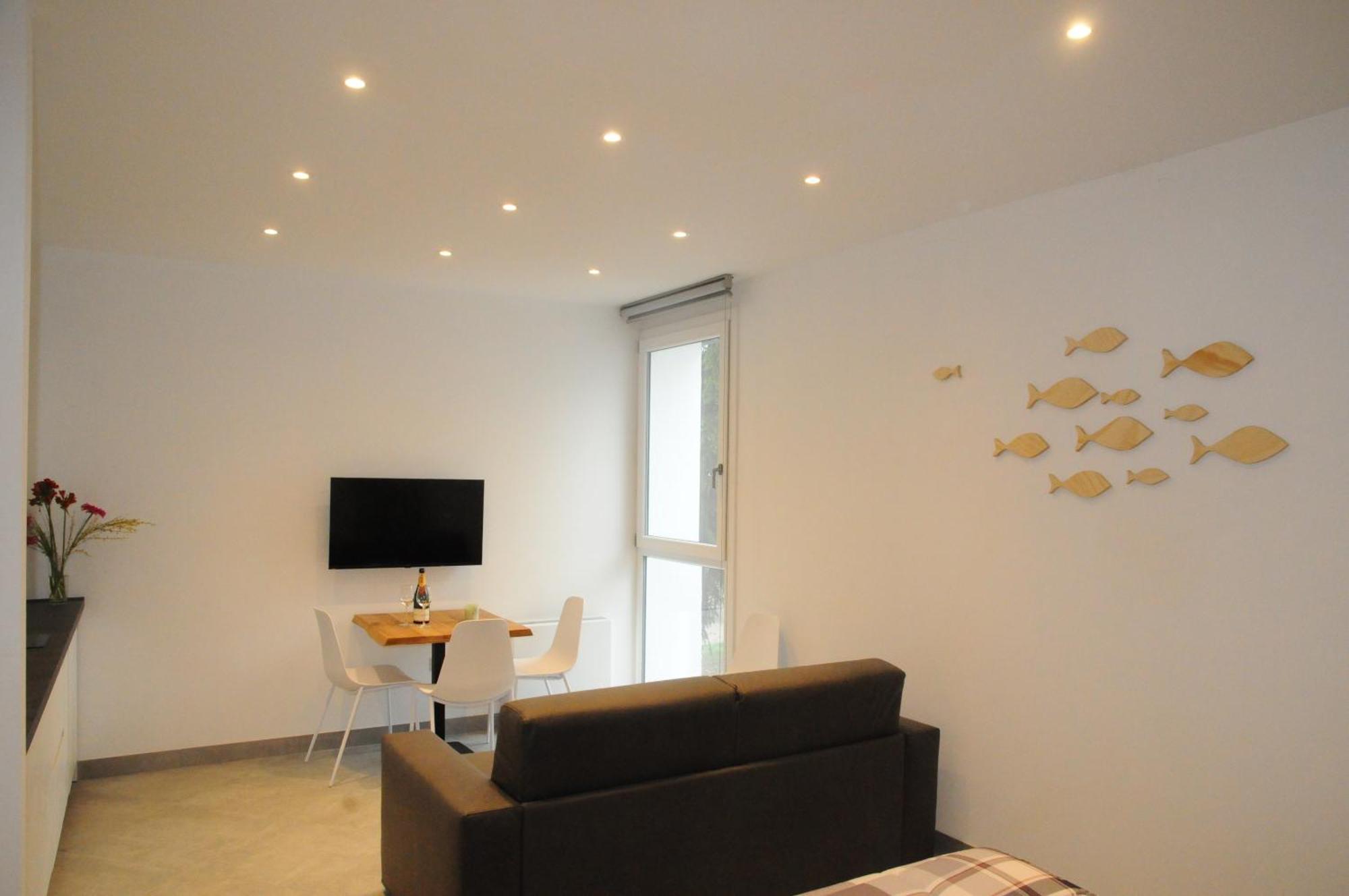House Of Oscar Aparthotel Adria Bagian luar foto